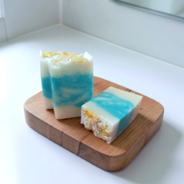 Daisy Artisan soap